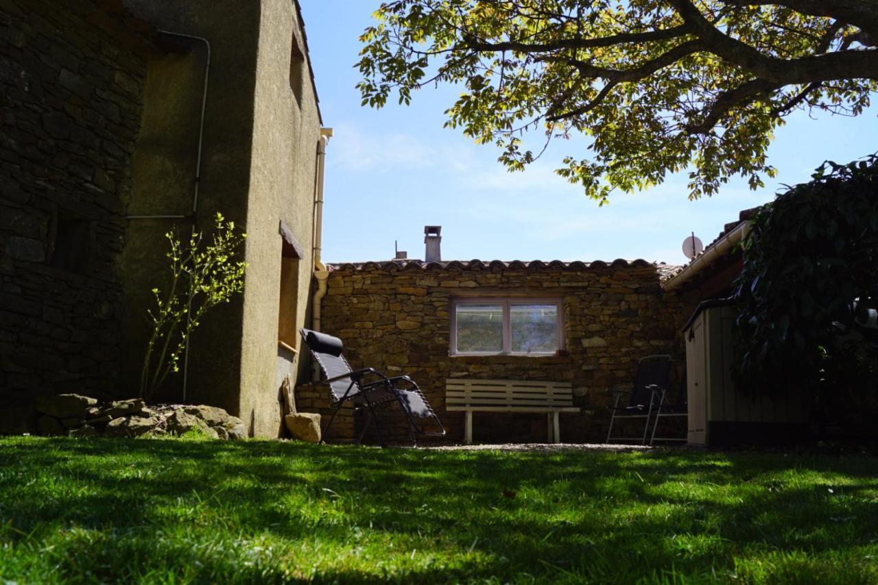 La Petite Maison Dans La Prairie Cassaignes Exterior foto